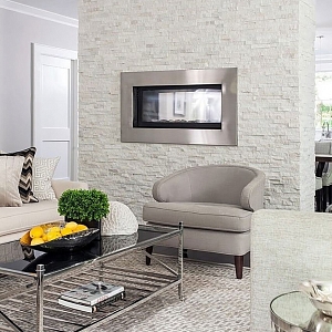 Камень в интерьере гостиной — 3D панели RKS SLATE Кварцит White Quartz Classic