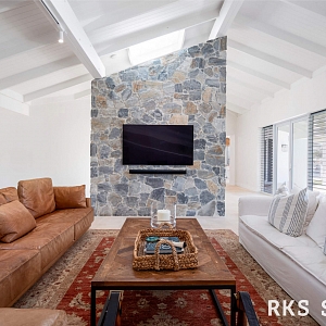 Отделка камнем в интерьере RKS SLATE Beige Grey Quartz Loose