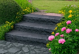 Ступень из камня, Belgian Black, колотая, 1000х300х150 мм