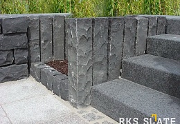 Ступень из камня, Belgian Black, колотая, 1000х300х150 мм