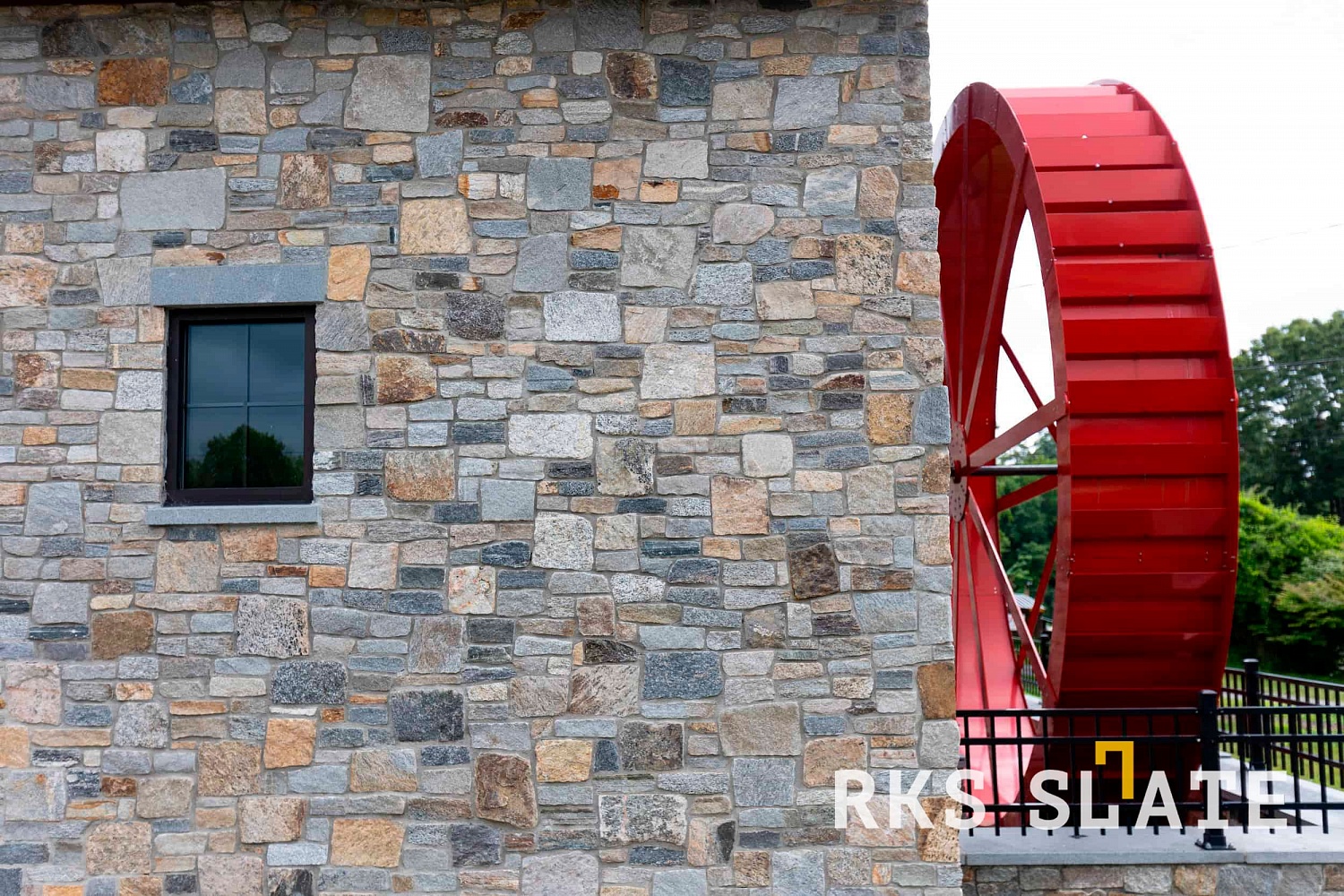Превратите свой дом в замок: Элегантность и долговечность с RKS SLATE Portland Blend Castle!